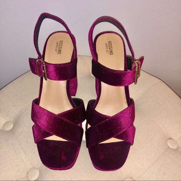 Velour platform heels, NWOT - Picture 4 of 6